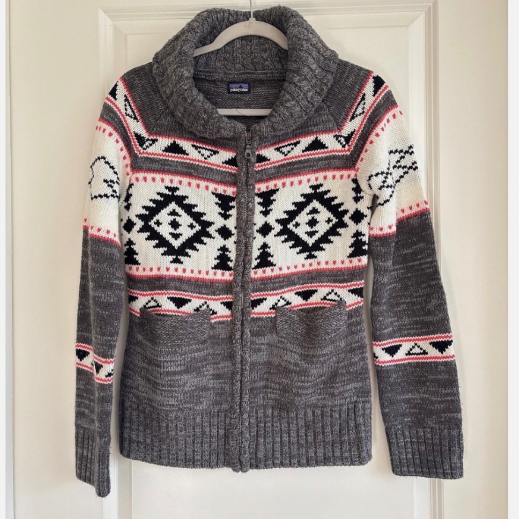 Patagonia Vintage Women’s Full Zip Sweater Size Small